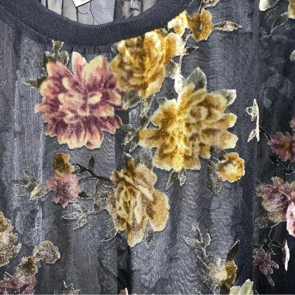 A New Day Sheer Velvet Floral Long Sleeve Blouse Size Large - Picture 3 of 9